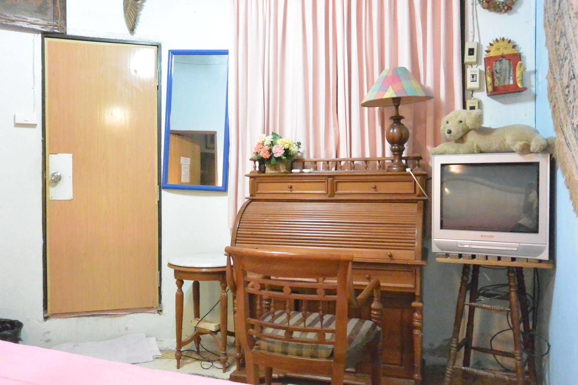 King'S Home Hua Hin Homestay Екстер'єр фото
