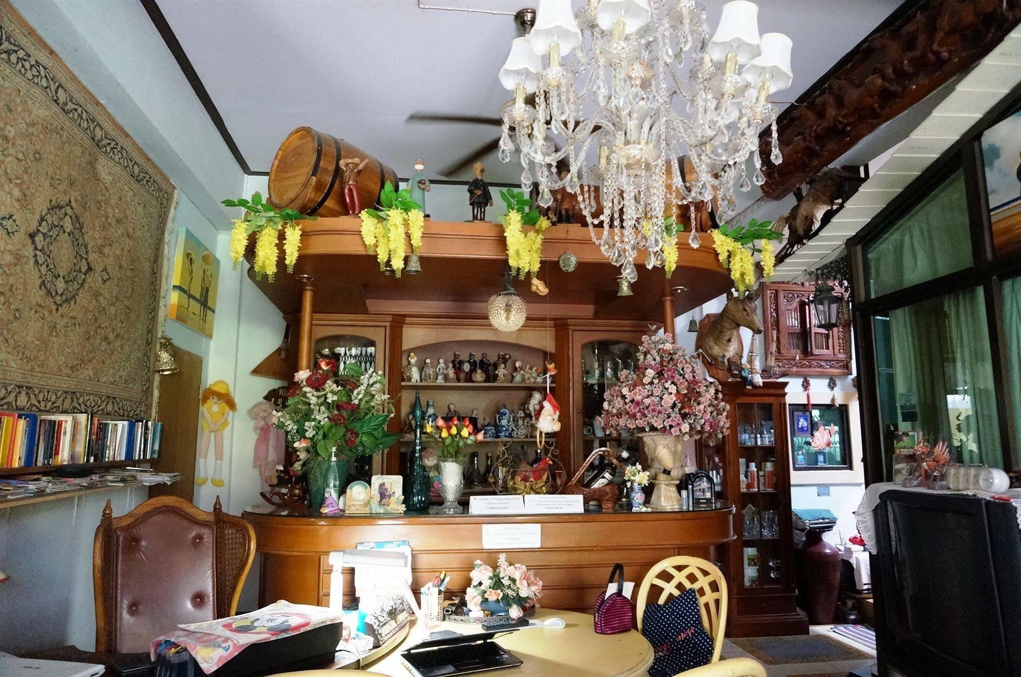 King'S Home Hua Hin Homestay Екстер'єр фото